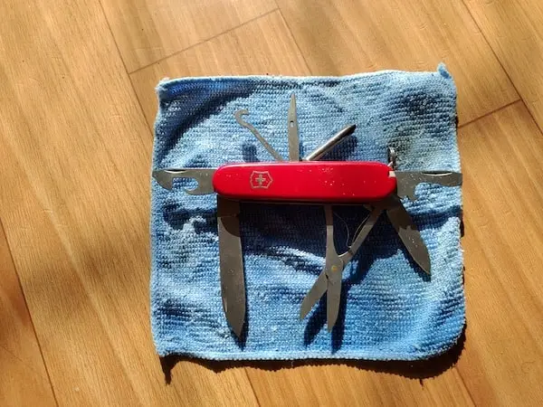 How To Clean A Swiss Army Knife